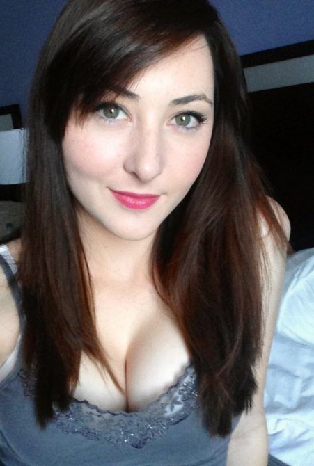 Красивые девушки с большим бюстом