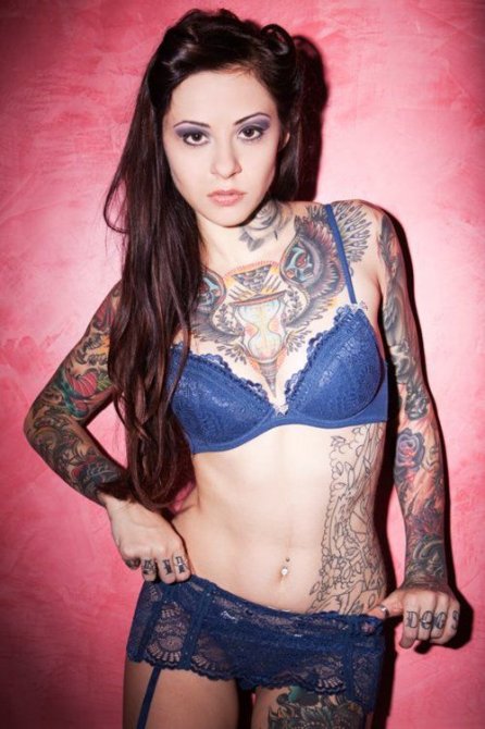 Татуированные девушки