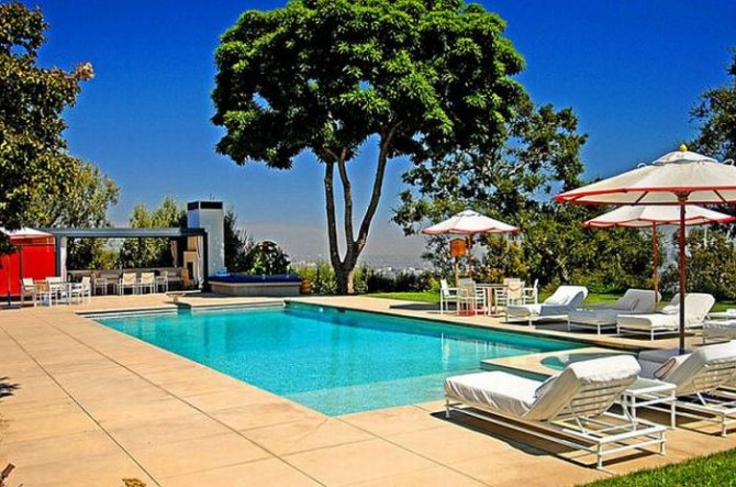 Новый дом Дженнифер Энистон