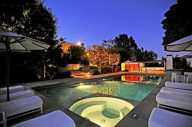 Новый дом Дженнифер Энистон