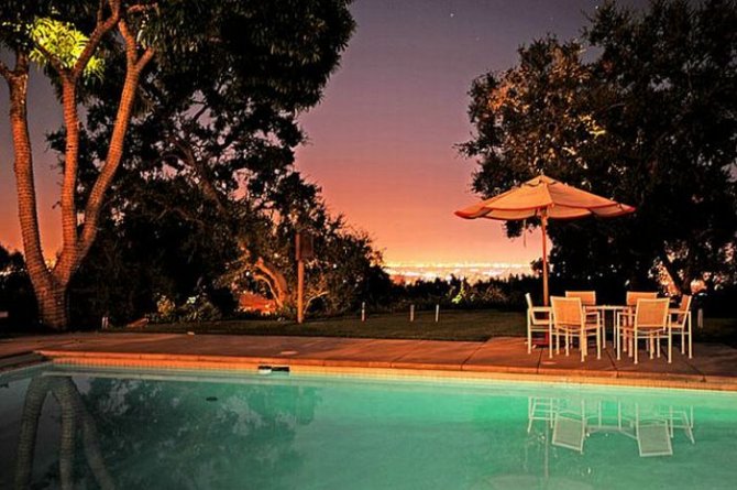 Новый дом Дженнифер Энистон