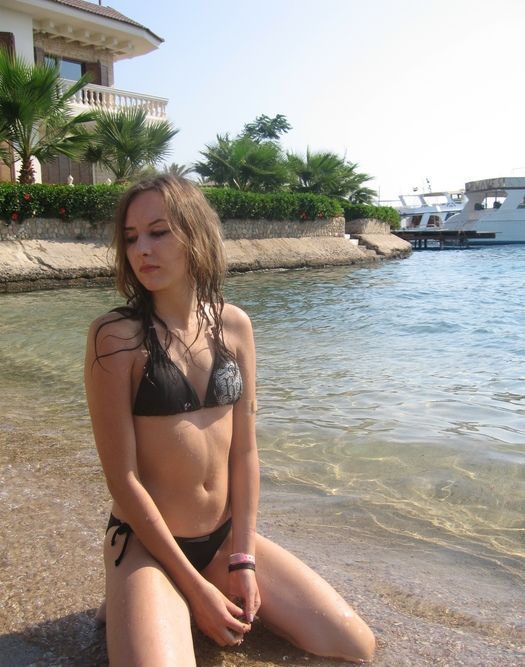 Откровенные частные снимки девушек из соц сетей. Часть 2