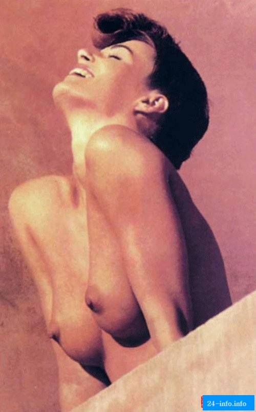 Голая Фамке Янссен