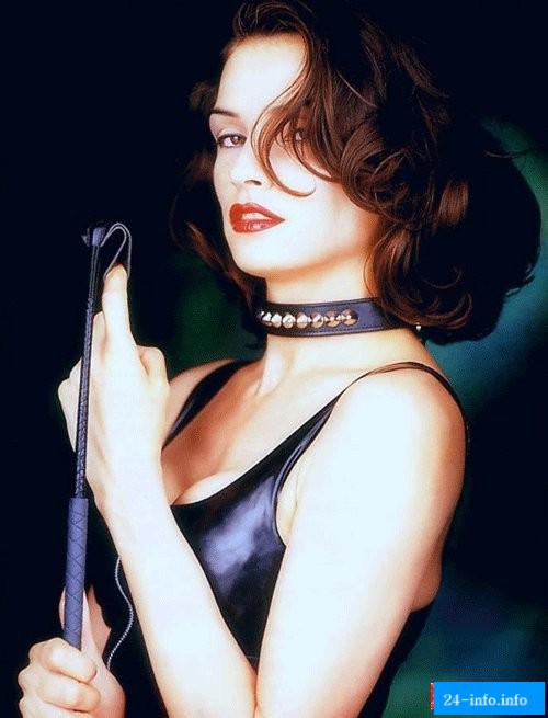 Голая Фамке Янссен