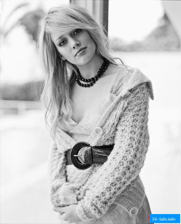 Голая Хилари Дафф