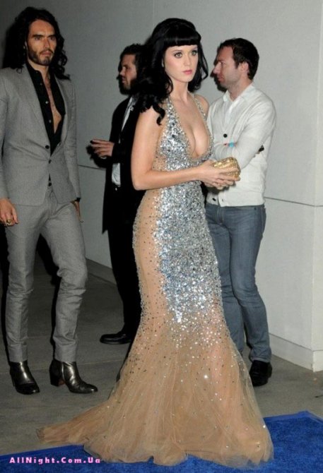 Katy Perry в новом платье