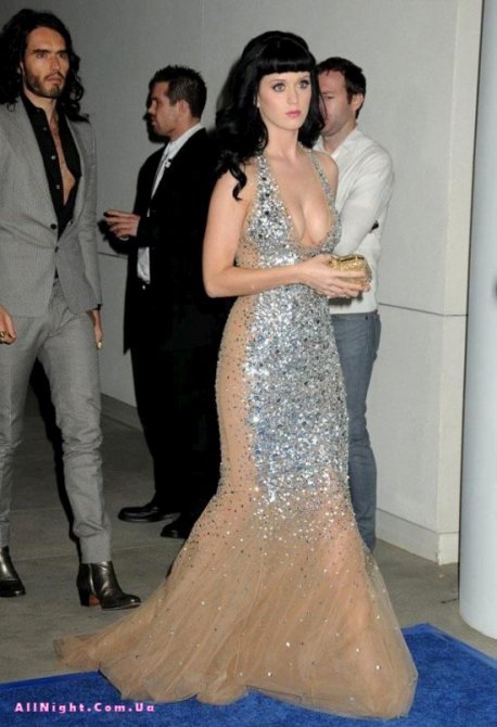 Katy Perry в новом платье