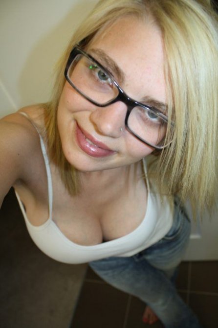 Красивые девушки с большой грудью