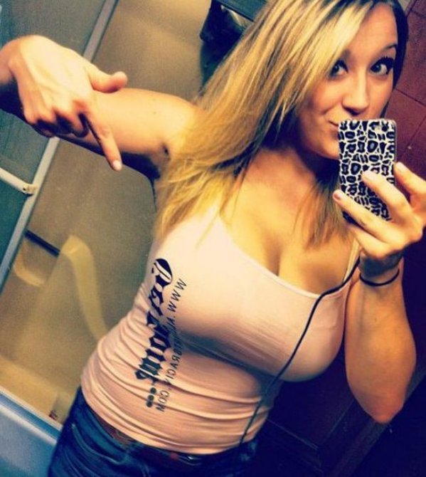 Красивые девушки с большой грудью