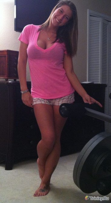 Стройные девушки с большим бюстом