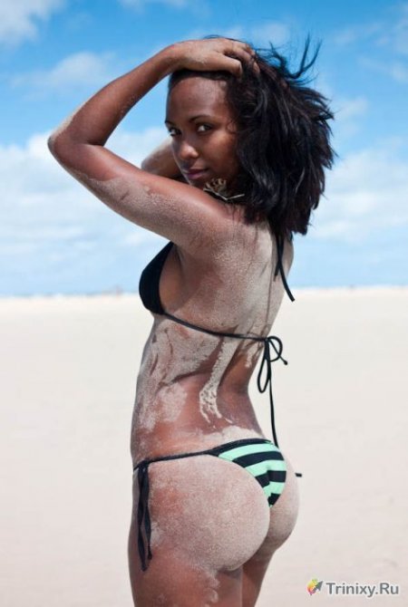 Сексуальные попки бразильских девушек