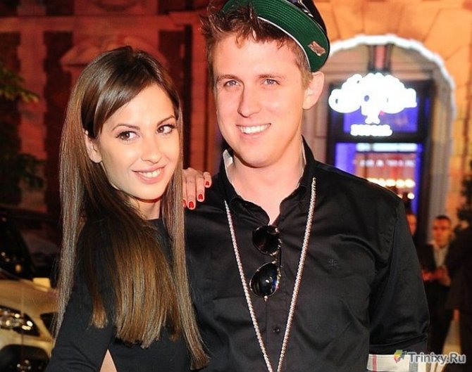 Необычное декольте