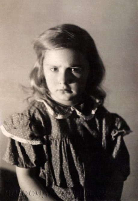 Как выглядели знаменитые люди в детстве