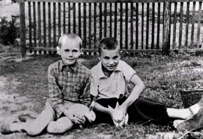 Как выглядели знаменитые люди в детстве