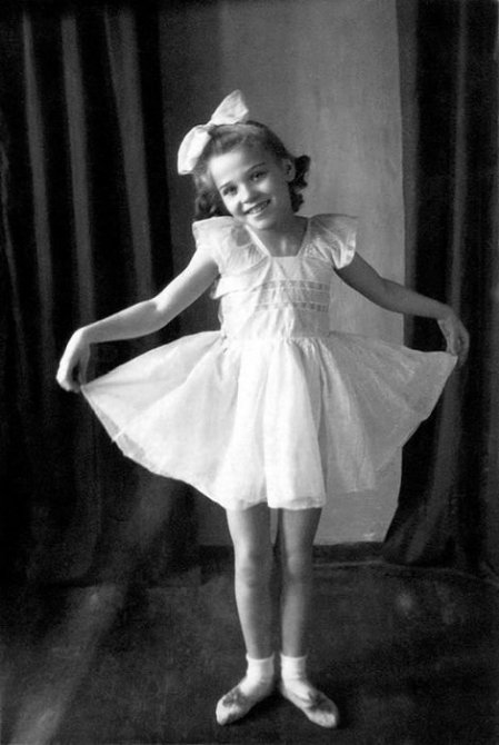 Как выглядели знаменитые люди в детстве