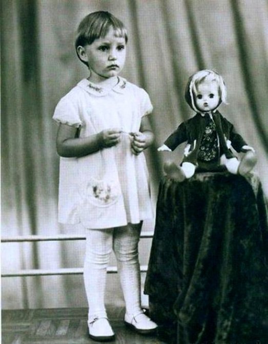 Как выглядели знаменитые люди в детстве