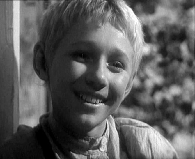 Как выглядели знаменитые люди в детстве