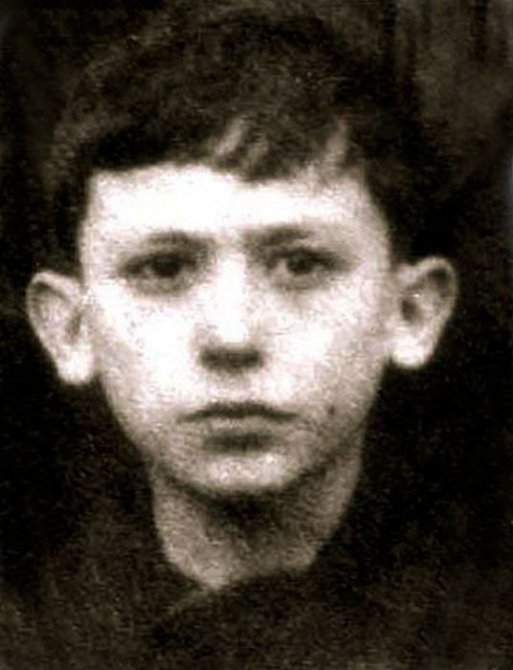 Как выглядели знаменитые люди в детстве