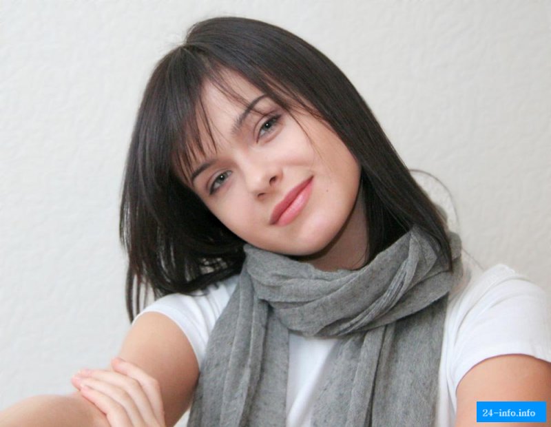 Елена Темникова /   (1985)