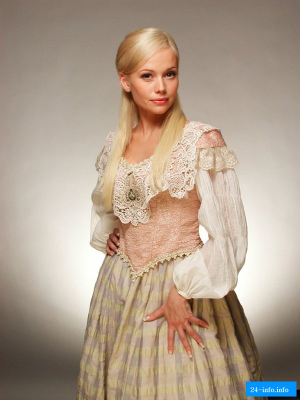 Красотка Елена Корикова /   (1972)