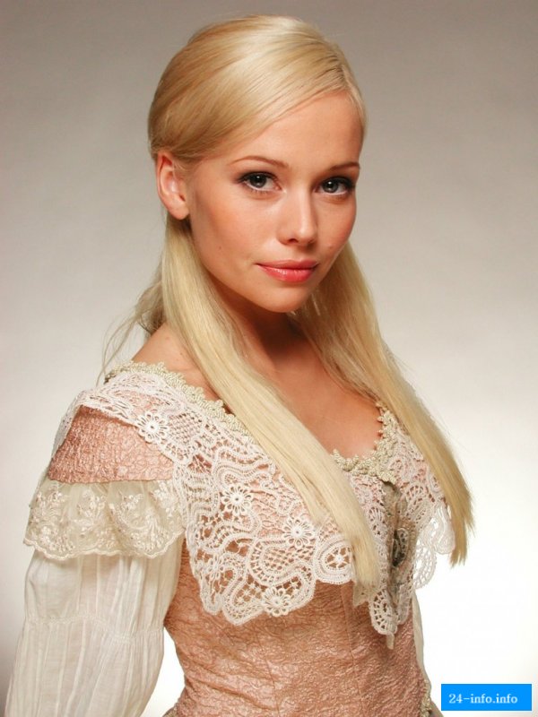 Красотка Елена Корикова /   (1972)