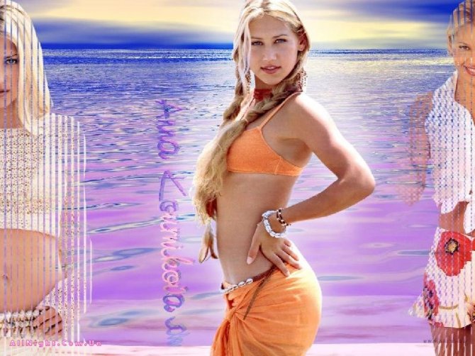 Анна Курникова