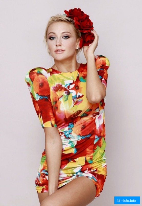 Ева Бушмина участница группы «ВИА Гра»