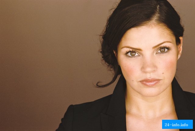 Сандра МакКой / Sandra McCoy (1979)