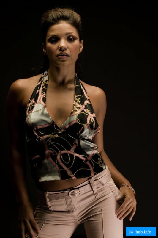 Сандра МакКой / Sandra McCoy (1979)