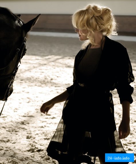 Красотка Анжелика Варум