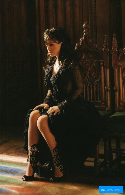 Анастасия Заворотнюк