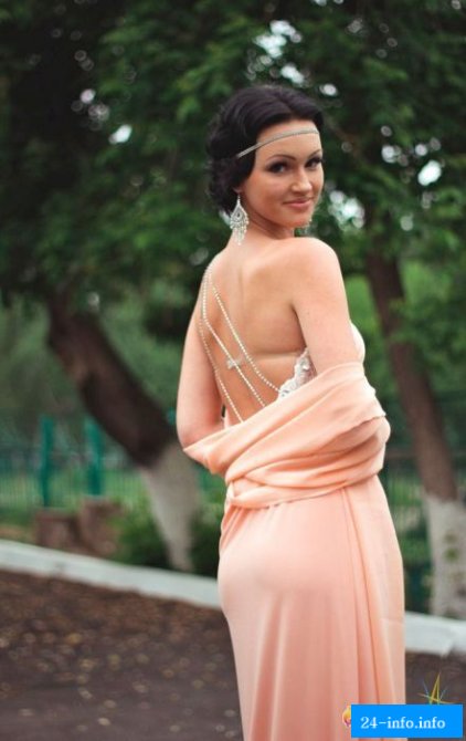 Симпатичные выпускницы 2013 года