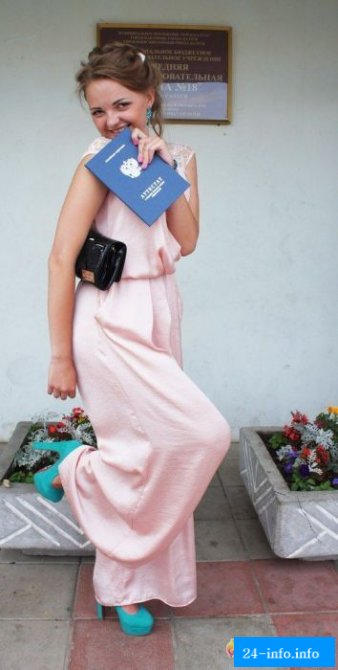 Симпатичные выпускницы 2013 года