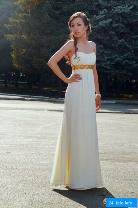 Симпатичные выпускницы 2013 года