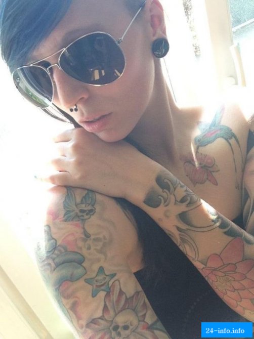 Качественные татуировки на сексуальных девушках