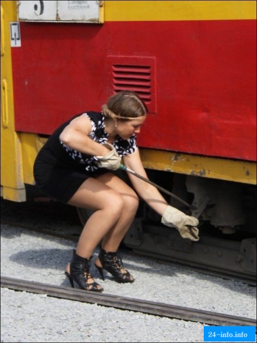 Сексуальные, однако, в Барнауле водители трамваев