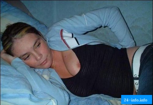 Невнимательность или случайность. Подборка девушек с выпавшими прелестями Невнимательность или случайность. Подборка девушек с выпавшими прелестями