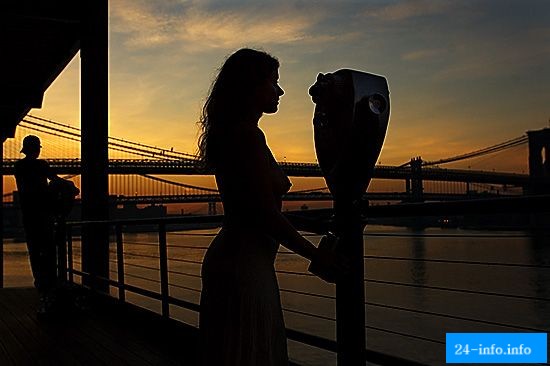 Фотограф борется за права женщин Нью-Йорка ходить топлесс НЮ Фотограф борется за права женщин Нью-Йорка ходить топлесс НЮ