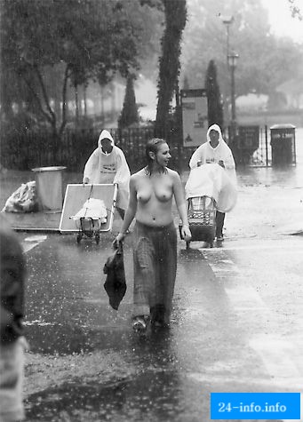 Фотограф борется за права женщин Нью-Йорка ходить топлесс НЮ Фотограф борется за права женщин Нью-Йорка ходить топлесс НЮ