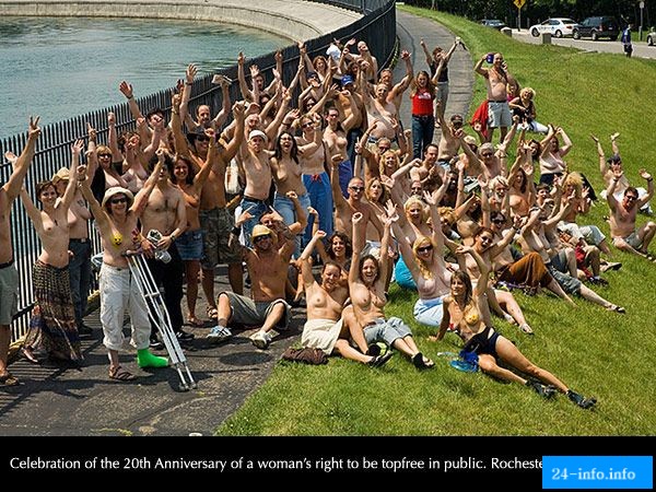 Фотограф борется за права женщин Нью-Йорка ходить топлесс НЮ Фотограф борется за права женщин Нью-Йорка ходить топлесс НЮ