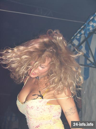 Наши девушки-диджеи Наши девушки-диджеи