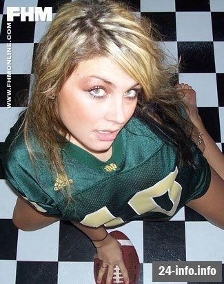 Самые сексуальные болельщицы по версии Maxim