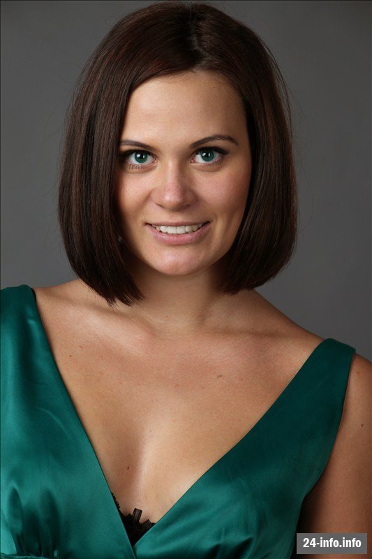 Мария Щербинина в прозрачном платье