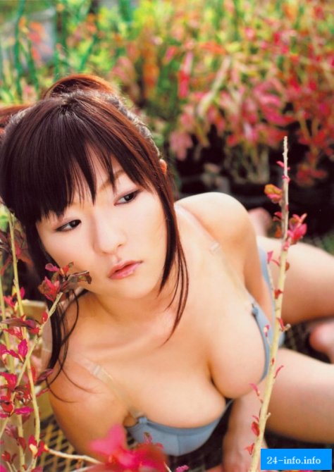 Известная японская модель с большими глазами Mizuki Harii