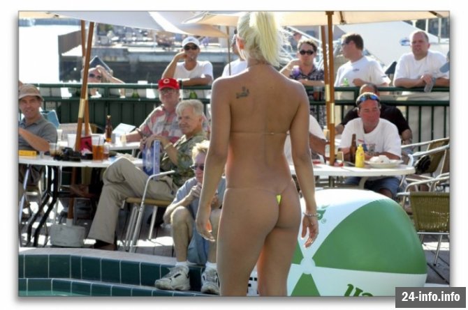 Симпатичный конкурс бикини