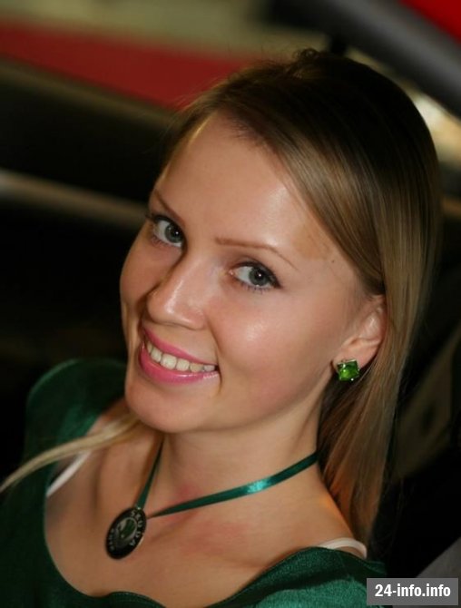 Автошоу - машины = девушки?