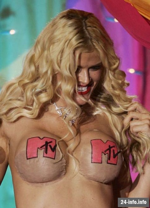 Анна Николь Смит