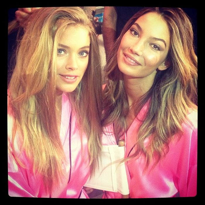 Девушки Victoria's Secret за кулисами