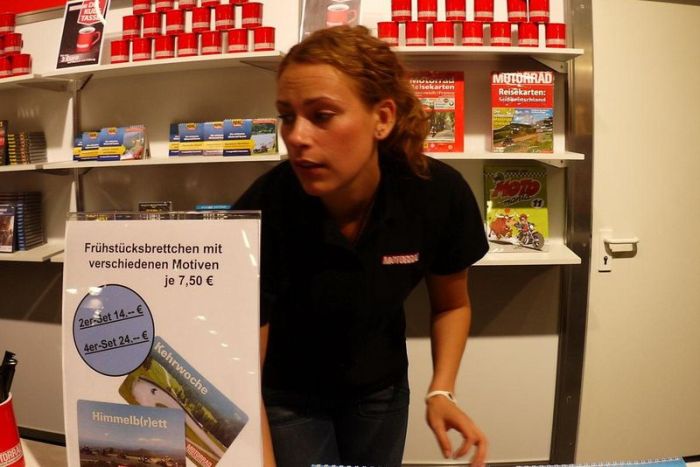 Девушки с мотовыставки Intermot 2012