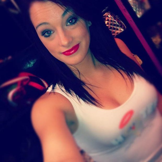 Девушки из ресторана Hooters в Instagram